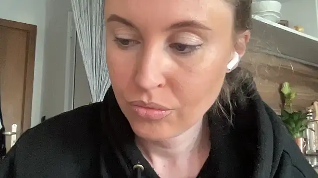 Ameli8 online show from March 13, 2026, 3:39 pm