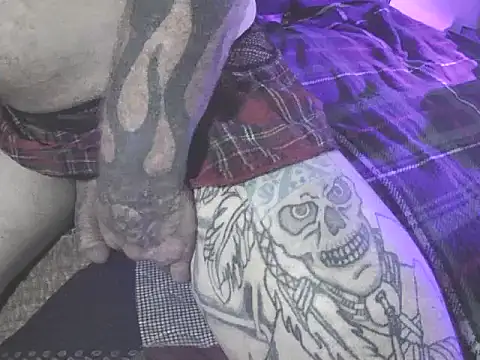 joey8889xh online show from December 4, 2025, 11:31 am