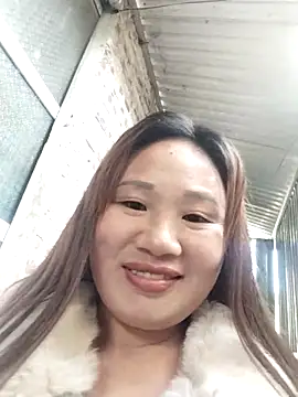 MINSSA502 online show from November 24, 2025, 6:35 am