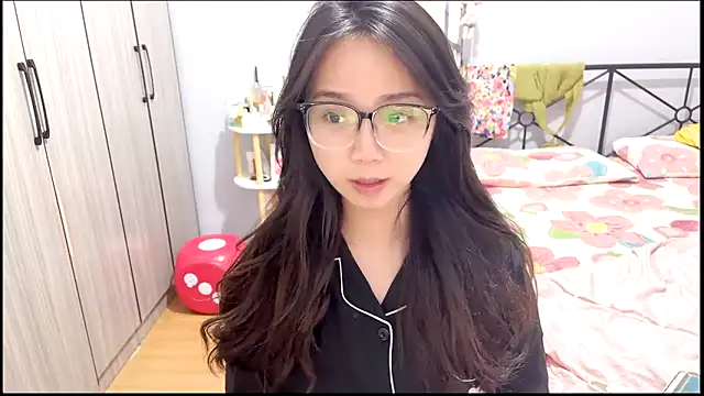 Hmm 0303 online show from April 21, 2026, 3:40 pm