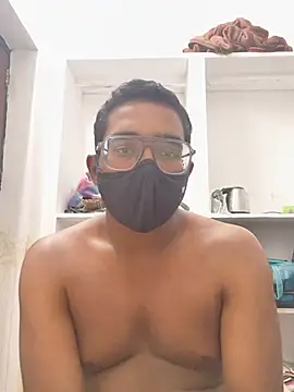 Thick-Tease online show from November 13, 2025, 7:40 pm