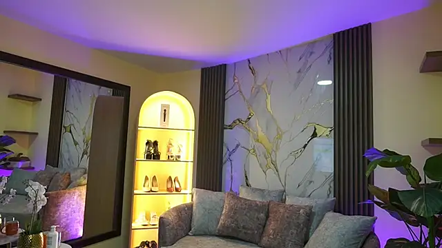 TessaaFox online show from February 21, 2026, 11:34 am