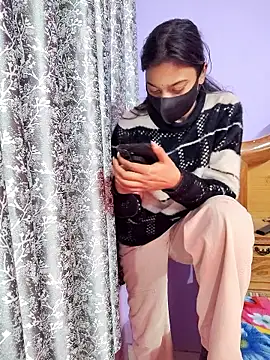 Student12th online show from January 13, 2026, 4:00 pm