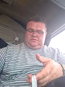 Snapshot of Grase44 chatting on July 9, 2026, 12:37 pm Grase44 online show from July 9, 2026, 12:37 pm