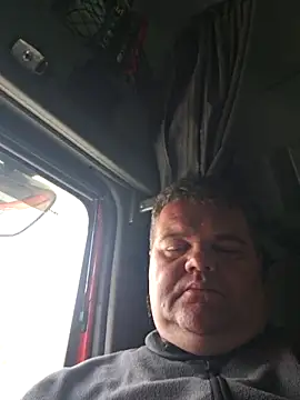 Grase44 online show from November 19, 2025, 2:39 pm