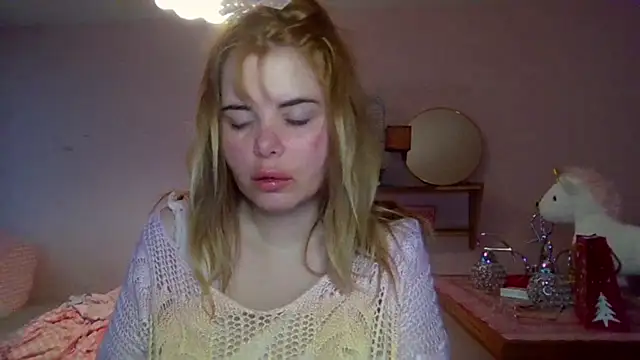 HornyElena online show from December 21, 2025, 2:41 pm