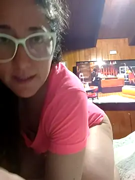  sweetdelight  online show from November 7, 2025, 3:33 am