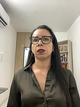 Vicky ro online show from November 12, 2025, 1:10 am