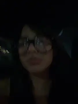 zevellez online show from November 8, 2025, 2:15 am