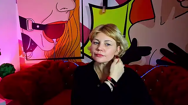 AmaraNights online show from November 18, 2025, 2:53 pm