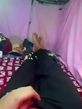 Snapshot of ParlousCarpet chatting on February 16, 2026, 8:18 pm ParlousCarpet online show from February 16, 2026, 8:18 pm