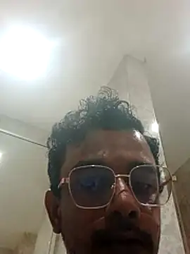 ParlousCarpet online show from May 9, 2026, 8:12 pm