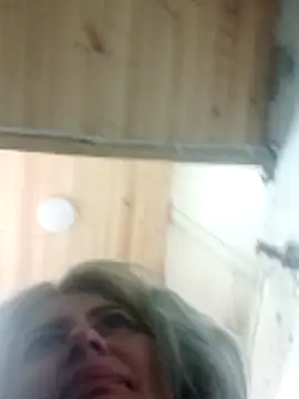 Snapshot of Hollywouldd chatting on November 9, 2025, 5:50 pm Hollywouldd online show from November 9, 2025, 5:50 pm