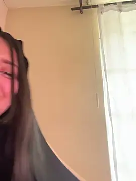 candicewest  online show from March 11, 2026, 4:45 pm