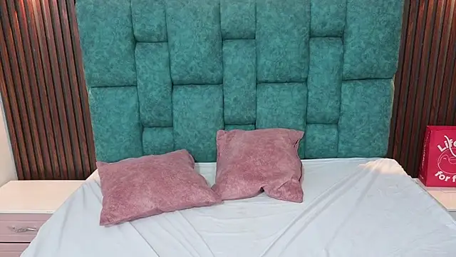 Snapshot of AyananSin chatting on November 9, 2025, 12:09 pm AyananSin online show from November 9, 2025, 12:09 pm