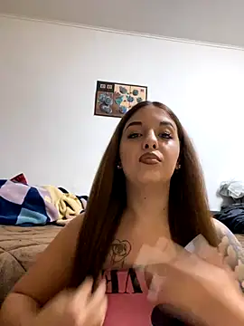 CurvyRush online show from November 9, 2025, 6:34 pm