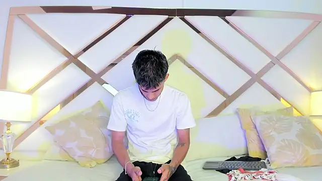 Aitana valverde online show from November 7, 2025, 7:51 pm