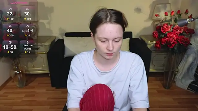 HolyBabyDoll online show from November 22, 2025, 6:18 pm