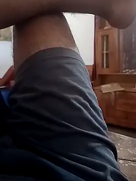 Snapshot of Hot_komall chatting on November 6, 2025, 4:49 am Hot komall online show from November 6, 2025, 4:49 am