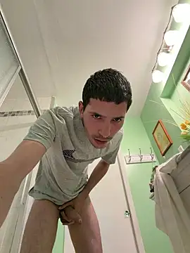 Snapshot of Dayana-2025 chatting on March 22, 2026, 2:37 am Dayana-2025 online show from March 22, 2026, 2:37 am