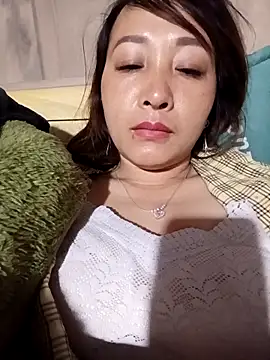 Snapshot of Missa-kute20 chatting on December 22, 2025, 9:48 pm Missa-kute20 online show from December 22, 2025, 9:48 pm