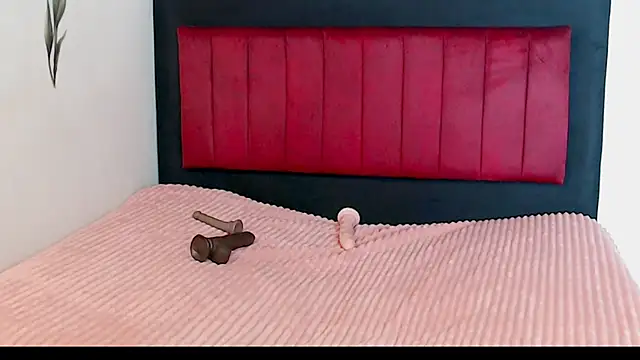 AMARYXS online show from December 1, 2025, 1:12 pm