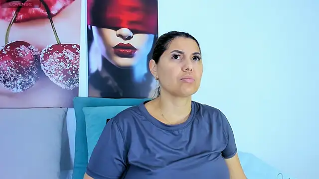 Andhrea Vale online show from January 17, 2026, 11:58 am