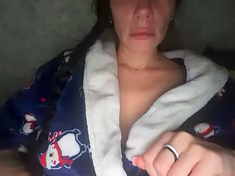 Snapshot of Angelinaa19 chatting on November 20, 2025, 8:48 am Angelinaa19 online show from November 20, 2025, 8:48 am