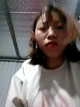 Snapshot of julybi chatting on November 17, 2025, 9:41 pm julybi online show from November 17, 2025, 9:41 pm