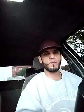 Snapshot of James21990 chatting on April 7, 2026, 11:01 am James21990 online show from April 7, 2026, 11:01 am