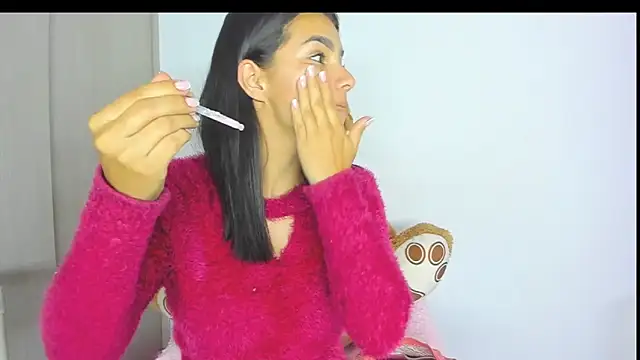 Snapshot of KIMMY_MONTIELL chatting on February 25, 2026, 11:32 am KIMMY MONTIELL online show from February 25, 2026, 11:32 am