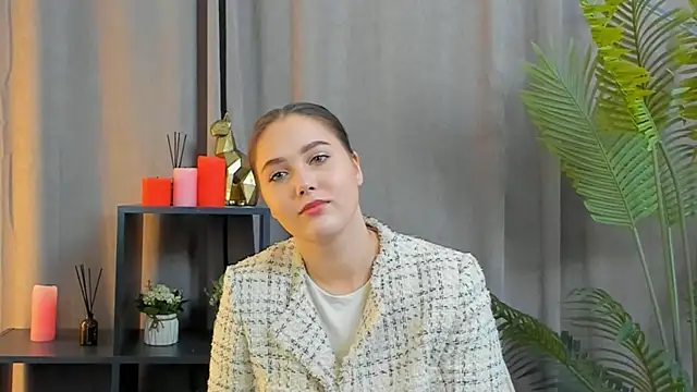 Snapshot of KaraTurk chatting on November 7, 2025, 9:25 am KaraTurk online show from November 7, 2025, 9:25 am