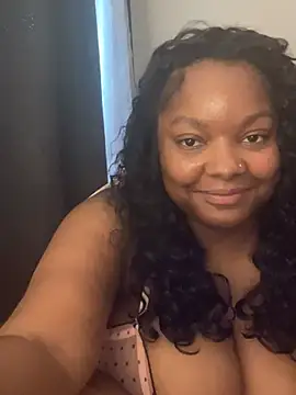 Fxncymuse online show from April 6, 2026, 9:05 pm