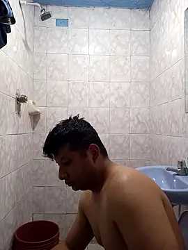 themorenofit08 online show from April 23, 2026, 12:39 am