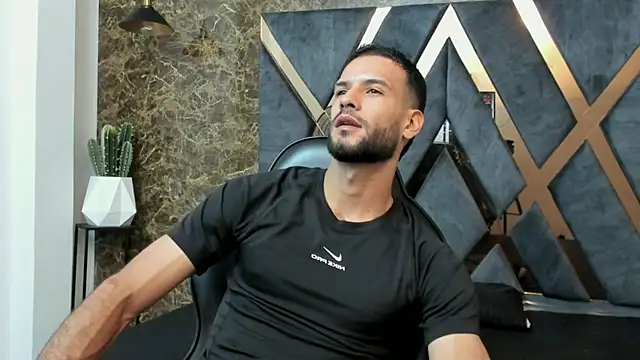 Snapshot of Jacob_Benelli chatting on February 16, 2026, 11:24 pm Jacob Benelli online show from February 16, 2026, 11:24 pm