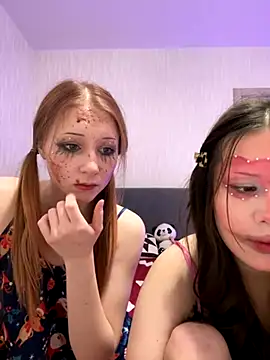 Kisamilf online show from November 18, 2025, 3:37 pm