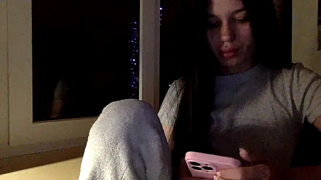 Snapshot of StarSecret chatting on November 7, 2025, 9:19 pm StarSecret online show from November 7, 2025, 9:19 pm