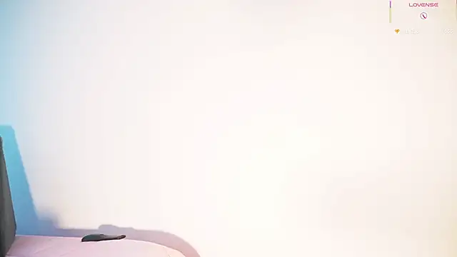 Snapshot of Missara_ chatting on May 19, 2026, 1:56 am Missara online show from May 19, 2026, 1:56 am