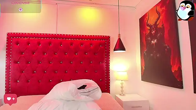 Bella donnaS online show from November 15, 2025, 8:13 pm