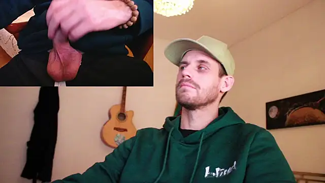 Snapshot of skatejocke chatting on November 16, 2025, 5:50 pm skatejocke online show from November 16, 2025, 5:50 pm