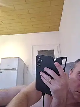 TirelessLot3 online show from April 7, 2026, 5:04 pm