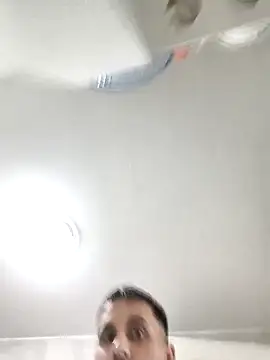 Ahmettutuk183 online show from November 7, 2025, 4:06 am