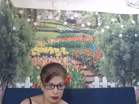 Snapshot of indiantemptress694u chatting on November 11, 2025, 5:24 am indiantemptress694u online show from November 11, 2025, 5:24 am