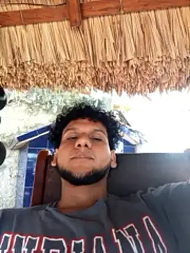 Snapshot of prototipoA45 chatting on January 8, 2026, 2:01 pm prototipoA45 online show from January 8, 2026, 2:01 pm