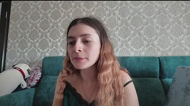 SweetLiaison online show from July 19, 2026, 6:55 am
