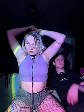 CrystaLuna69 online show from November 30, 2025, 1:28 am