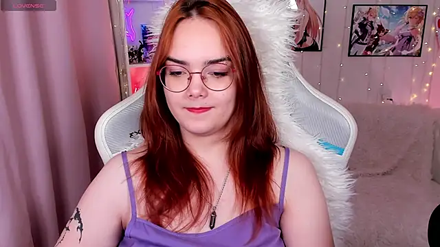 Lily  Evans online show from February 2, 2026, 3:38 am