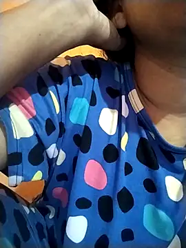 Sexy Divya   online show from June 17, 2026, 12:21 am
