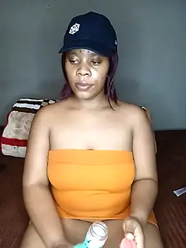 Snapshot of Emmylove-xr25 chatting on November 20, 2025, 8:42 pm Emmylove-xr25 online show from November 20, 2025, 8:42 pm