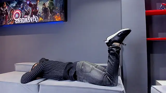 Snapshot of geremy_giroud chatting on November 15, 2025, 2:43 pm geremy giroud online show from November 15, 2025, 2:43 pm